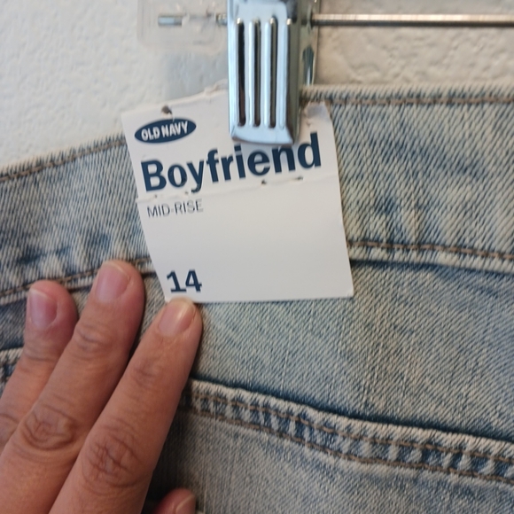 Old Navy Women Blue Jeans Boyfriend Mid-Rise Pants Distress Size 14 - Picture 8 of 8